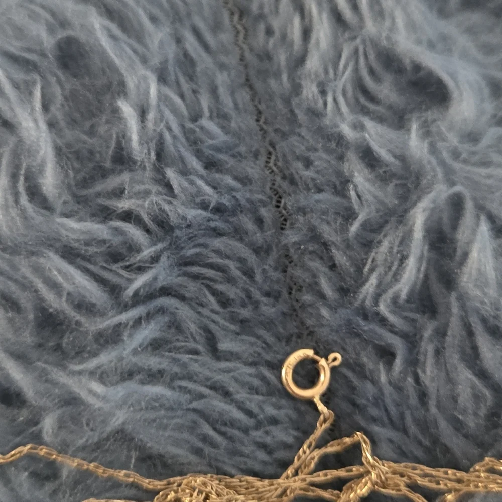 2 Broken 14k Gold Neclaces - Picture 7 of 13